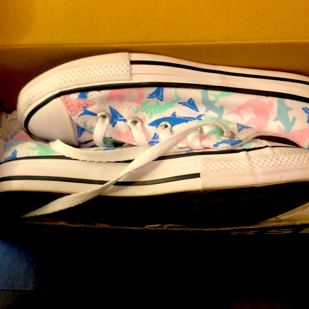 CONVERSE